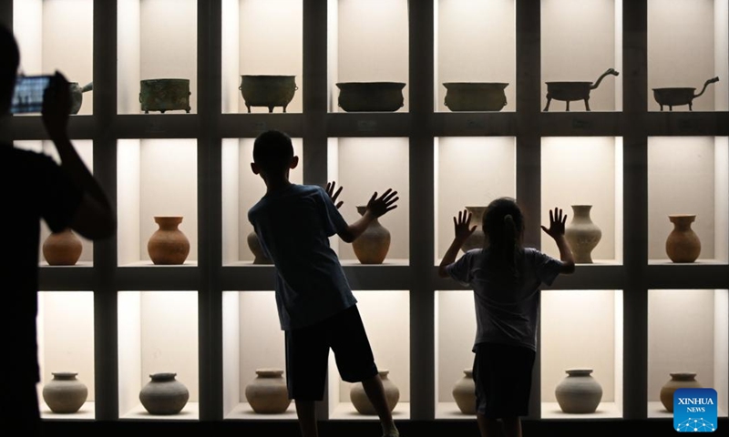 Children visit the Tengzhou Museum in Tengzhou, east China's Shandong Province, Aug. 3, 2025. Photo: Xinhua