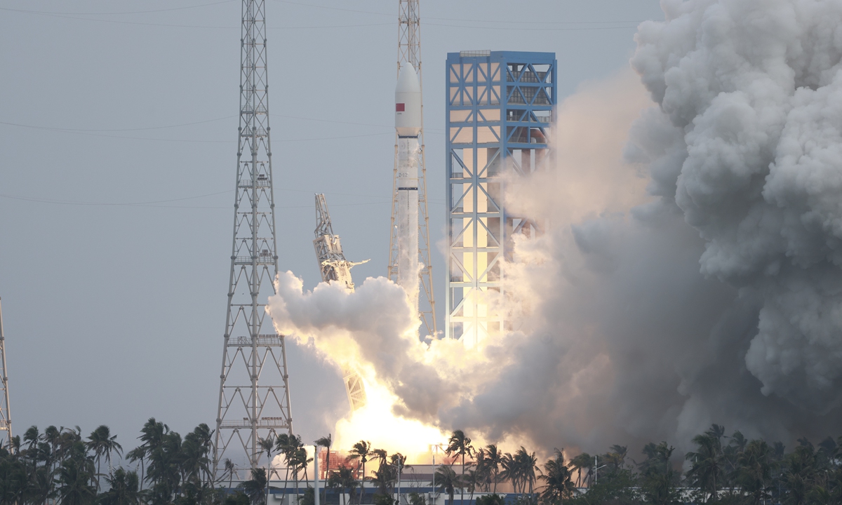 The Long March-12 carrier rocket takes off from the Hainan commercial spacecraft launch site in South China's Hainan Province at 18:21 on August 4, 2025. It successfully placed the payloads, the seventh group of low-orbit internet satellites independently developed by GALAXYSPACE, into preset orbit. Photo: Courtesy of GALAXYSPACE