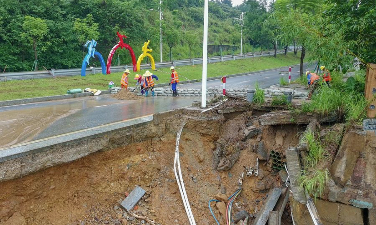 An aerial drone photo taken on Aug. 5, 2025 shows the site of a road collapse in Duanzhou District of Zhaoqing City, south China's Guangdong Province. (Xinhua/Xiao Ennan)