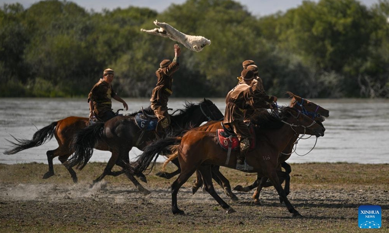 Horsemen perform in Zhaosu County of Ili Kazak Autonomous Prefecture, northwest China's Xinjiang Uygur Autonomous Region, July 29, 2025. Ili Kazak Autonomous Prefecture has ushered in its peak tourism period. The region's unique natural landscapes and cultural sites have attracted a large number of visitors. It received 54.93 million domestic tourists in the first seven months of this year, a year-on-year increase of 10.31 percent. (Xinhua/Xin Yuewei)