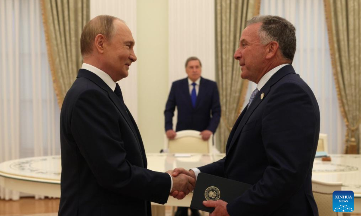Russian President Vladimir Putin (L) holds talks with U.S. President Donald Trump's special envoy Steve Witkoff at the Kremlin in Moscow, Russia, Aug. 6, 2025. (Kremlin Press Office/Handout via Xinhua)