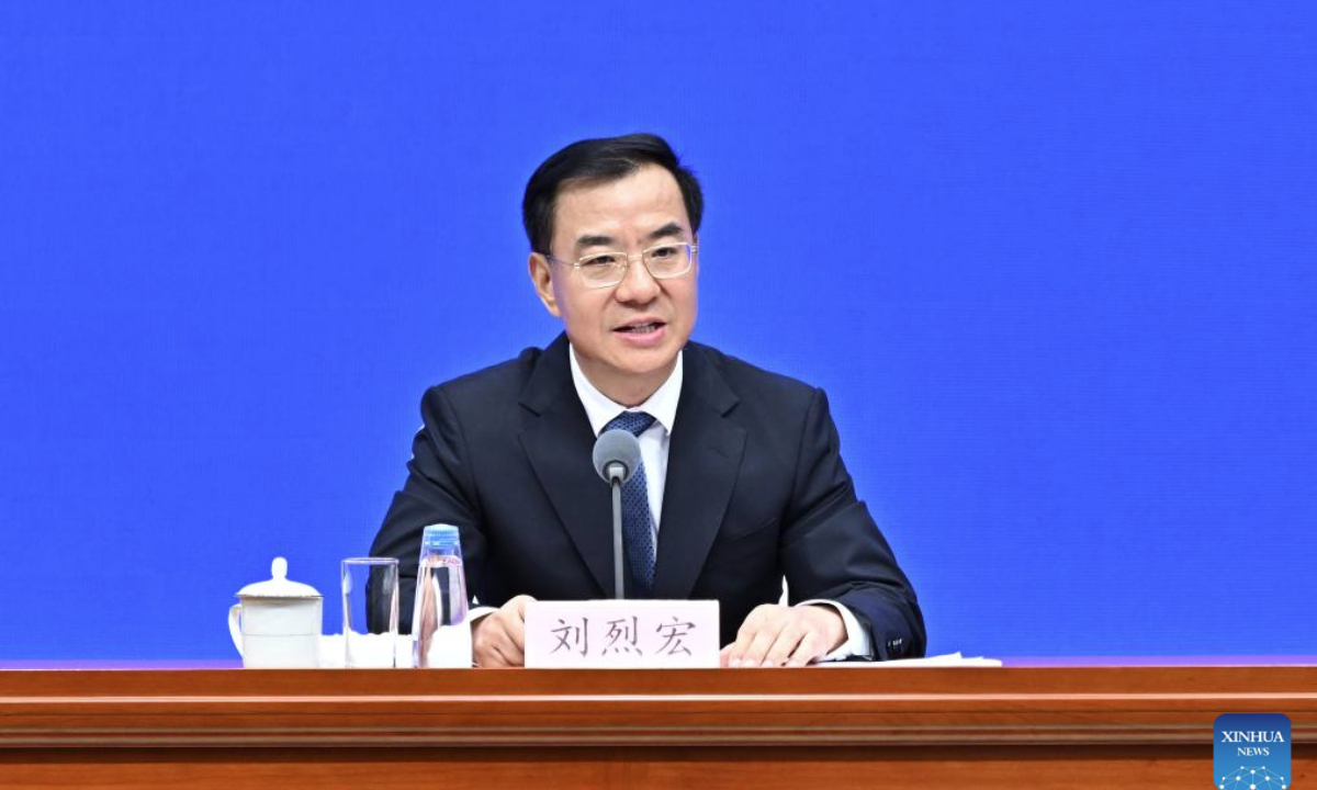 Liu Liehong, a member of the Communist Party of China Leadership Group of the National Development and Reform Commission and head of the National Data Administration (NDA), speaks during a press conference held by the State Council Information Office (SCIO) on achievements in Digital China development during the 14th Five-Year Plan period (2021-2025) in Beijing, capital of China, Aug. 14, 2025.

Liu and NDA deputy heads Shen Zhulin, Chen Ronghui and Xia Bing attended the press conference in Beijing on Thursday. (Xinhua/Li Xin)