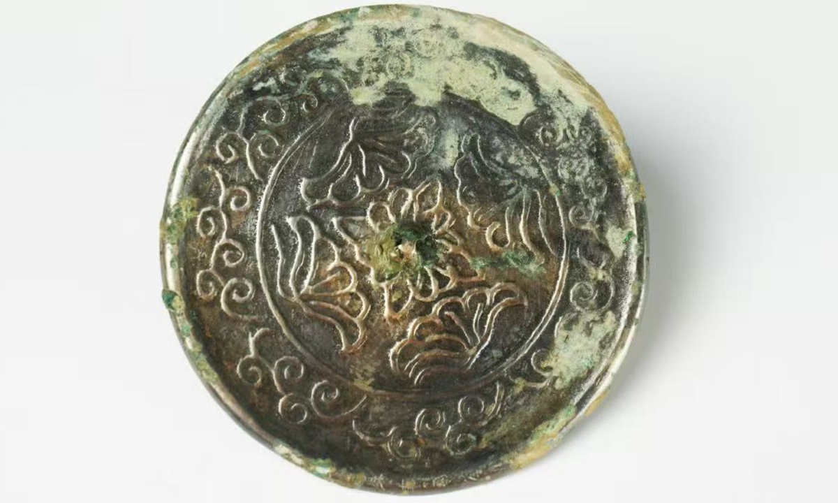 The Jin Dynasty (1115-1234) bronze mirror that was recently unearthed in Fenyang, North China's Shanxi Provicne Photo: Sina Weibo 