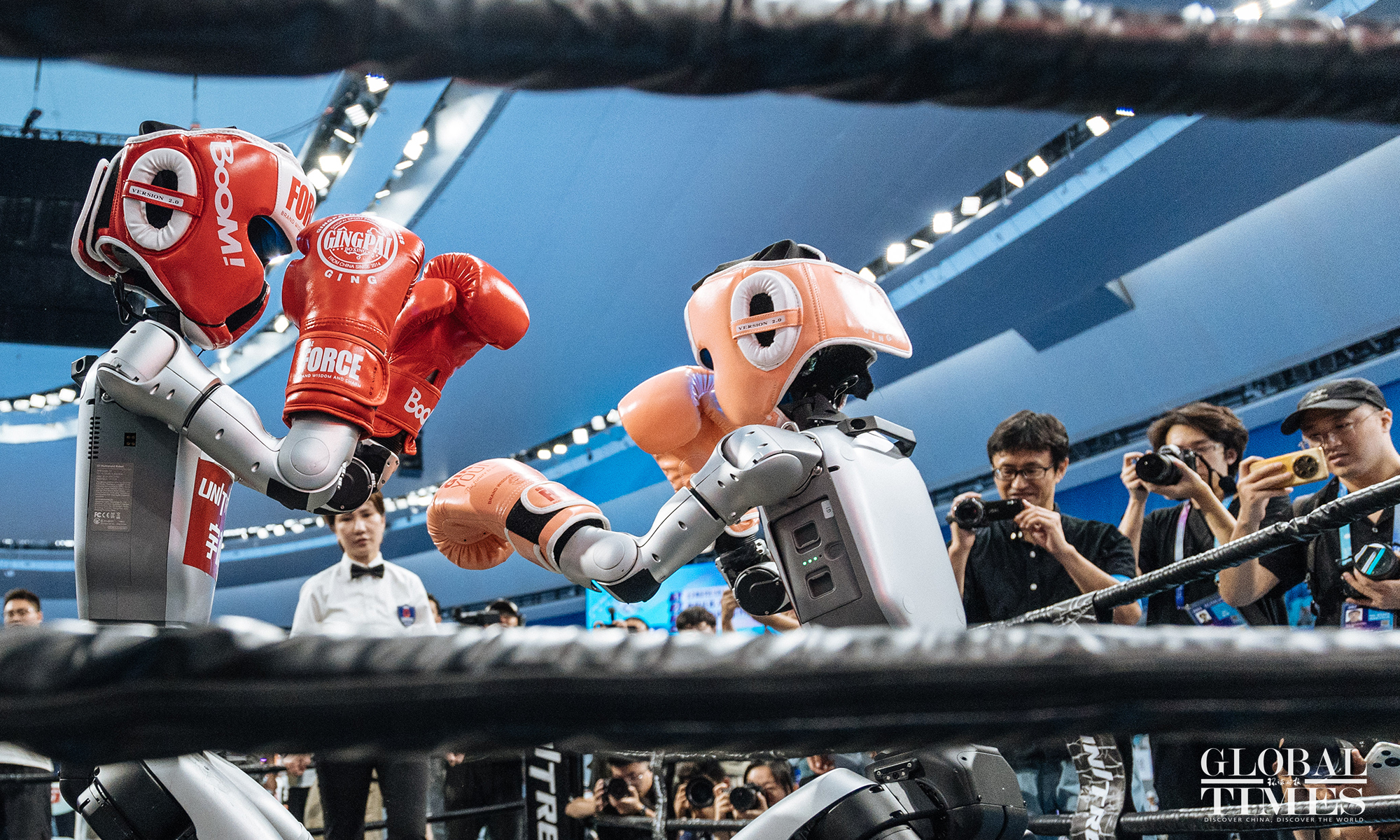 The 2025 World Humanoid Robot Games opened at Beijing's National Speed Skating Oval on August 15, 2025, featuring events such as football, freestyle combat, group dance, and the 1,500-meter race. A humanoid robot from Beijing Lingyi Technology, a wholly-owned subsidiary of Hangzhou-based Unitree Robotics, claimed the Games' first gold medal with a world-record time of 6:34.40 in the 1,500-meter race. Photos: Li Hao/GT
