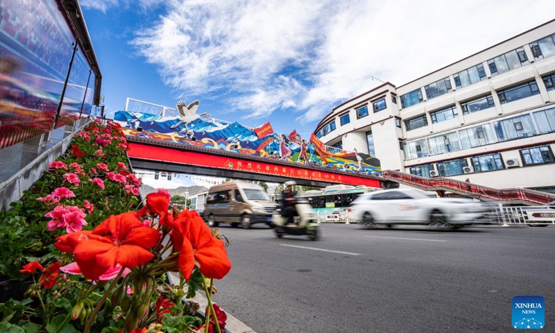 This photo taken on Aug. 19, 2025 shows a street view in Lhasa, southwest China's Xizang Autonomous Region. The streets of Lhasa are adorned with lanterns and decorations in celebration of the 60th founding anniversary of Xizang Autonomous Region. (Xinhua/Tenzin Nyida)