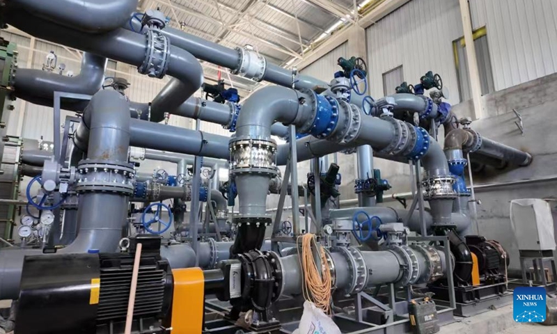 This photo taken on Aug. 25, 2024 shows a thermal plant in Tsochen County, southwest China's Xizang Autonomous Region.(Xinhua)

