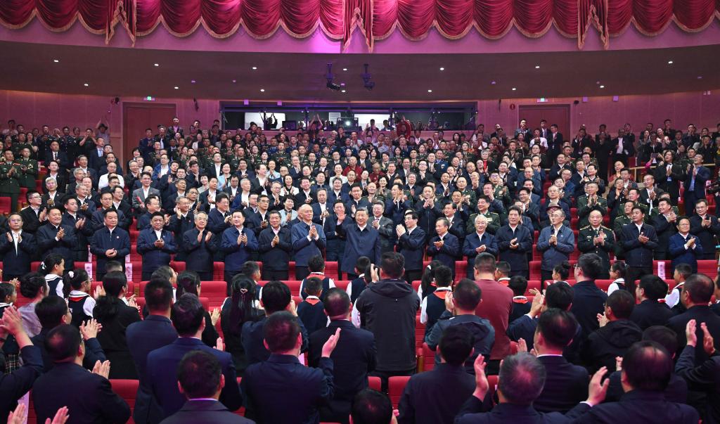Chinese President Xi Jinping, also general secretary of the Communist Party of China Central Committee and chairman of the Central Military Commission, waves to people while attending a gala marking the 60th founding anniversary of Xizang Autonomous Region in regional capital Lhasa, Aug. 20, 2025. Xi joined people of all ethnic groups in Xizang to watch the gala entitled Joyful Songs of the Snowy Plateau Region. (Xinhua/Yan Yan)
