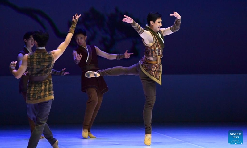 Ballet dancers perform after the opening of the Liaoning (Shenyang) Ballet Competition in Shenyang, northeast China's Liaoning Province, Aug. 8, 2025.

The Liaoning (Shenyang) Ballet Competition was held in Shenyang from Aug. 8 to 14, attracting more than 400 contestants from over 10 countries and regions.

Established in Shenyang in 1980, the Liaoning Ballet Troupe has been thriving along with this industrial hub for more than four decades. A school affiliated to the Troupe was launched in 1994, which has been training dancers from all over the world since then. Photo: Xinhua