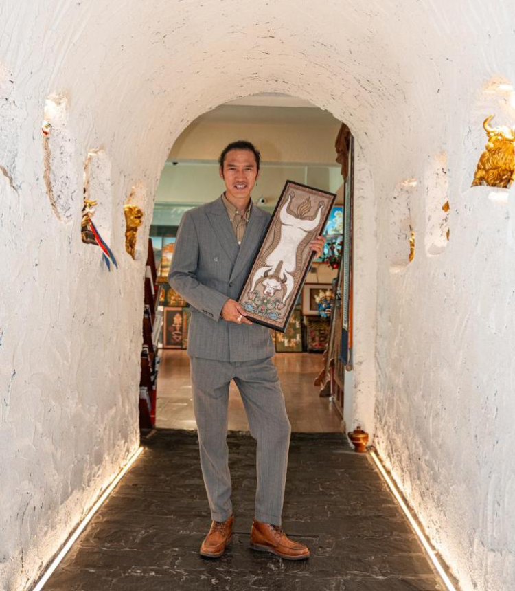 Tashi Badan poses for a photo in Lhasa, southwest China's Xizang Autonomous Region, Sept. 16, 2025. (Xinhua/Tenzin Nyida)