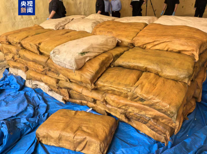 Seized drugs are put on display. Photo: screenshot from CCTV News report on October 10, 2025