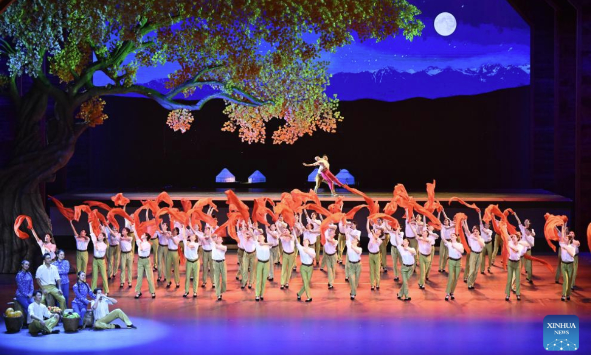 A gala entitled Beautiful Xinjiang is held to mark the 70th founding anniversary of Xinjiang Uygur Autonomous Region in Urumqi, the regional capital, Sept. 24, 2025. (Xinhua/Shen Hong)