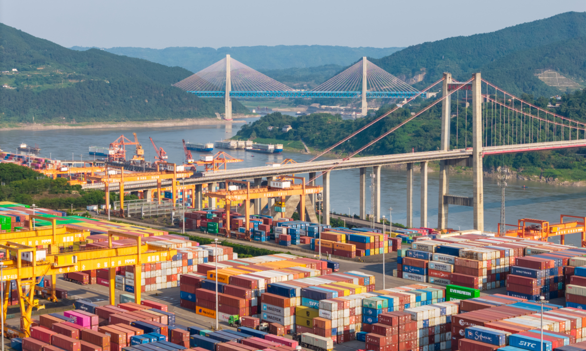 Photo taken on June 11, 2025 shows the Guoyuan Port in Southwest China's Chongqing. Guoyuan Port is a key point connecting the Yangtze River Economic Belt and the Belt and Road Initiative partner regions. Photo: VCG
