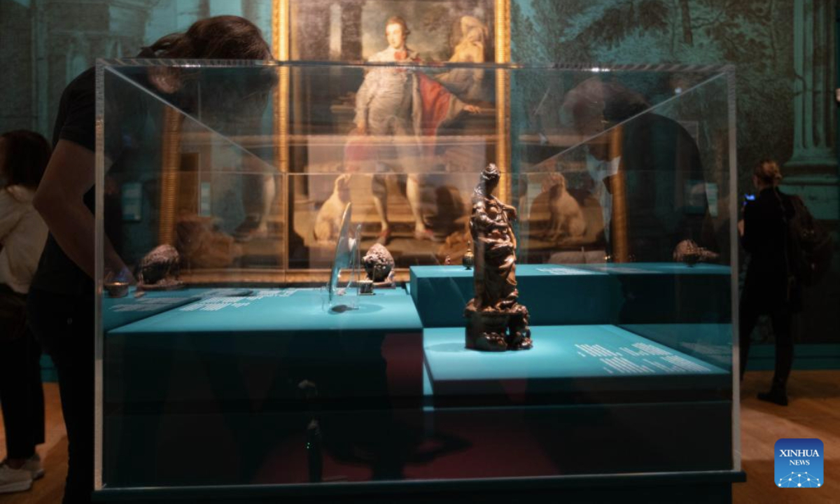 Visitors view artworks during a media preview of the The Grand Tour - Destination Italy exhibition at the Mauritshuis museum in The Hague, the Netherlands, Sept. 17, 2025.
The exhibition, which is scheduled to kick off on Thursday, traces the traditions of young noblemen in the 17th and 18th centuries on educational travels through Europe, with Italy as their destination. (Photo by Sylvia Lederer/Xinhua)