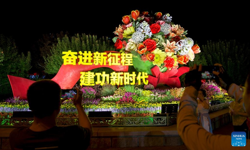 A set of floral installation is pictured at Fuxingmen in Beijing, capital of China, Aug. 26, 2025. Ten sets of floral installations along Chang'an Avenue marking the 80th anniversary of the victory in the Chinese People's War of Resistance Against Japanese Aggression and the World Anti-Fascist War have been completed. (Xinhua/Xie Han)