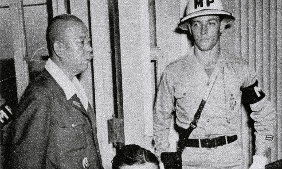 Japanese General Tomoyuki Yamashita (left) is on trial in Manila, the Philippines for war crimes committed by the Japanese during World War II on October 29, 1945. Photo: VCG