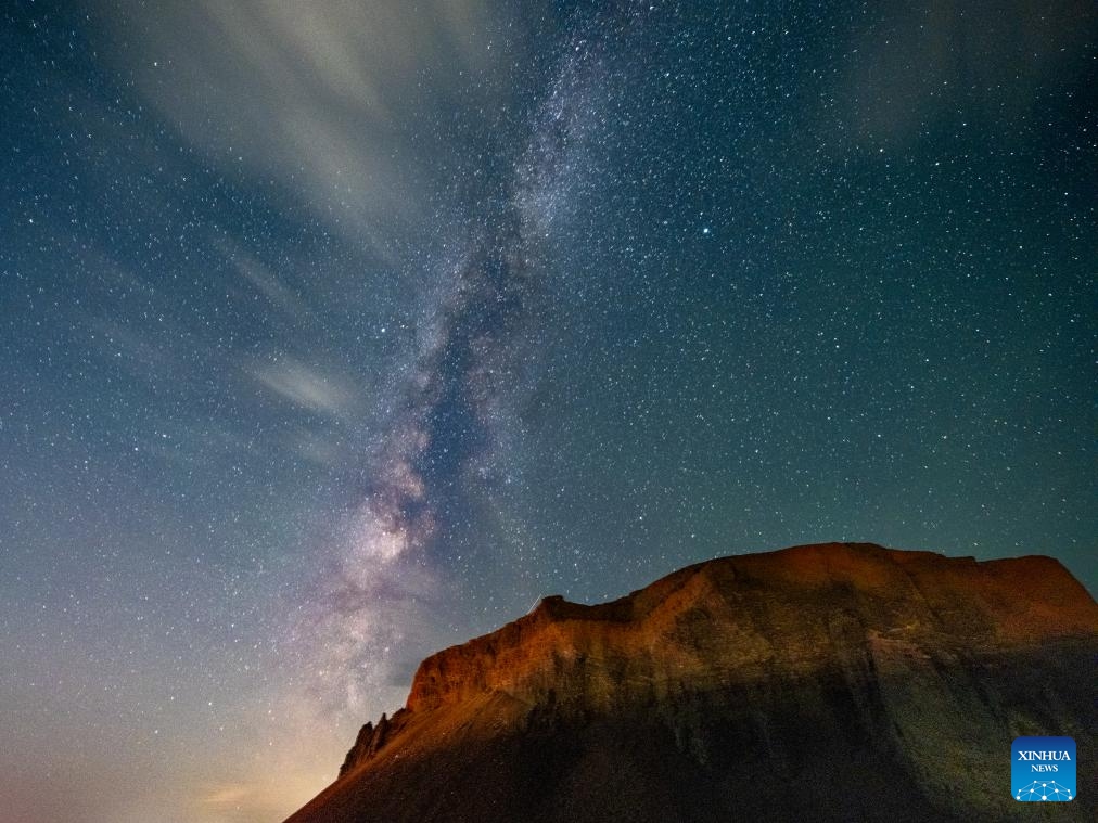 This photo taken on Aug. 30, 2025 shows a volcano of the Ulanhada volcano cluster under the Milky Way in Qahar Right Wing Rear Banner of Ulanqab, north China's Inner Mongolia Autonomous Region. (Photo: Xinhua)