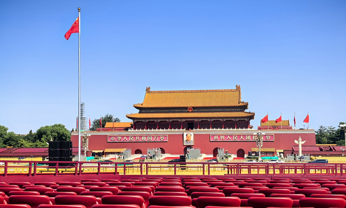 According to the relevant staff, the overall layout of the Tiananmen Square for V-Day commemorative ceremony is about to be successfully completed. Photo: Cao Siqi/GT