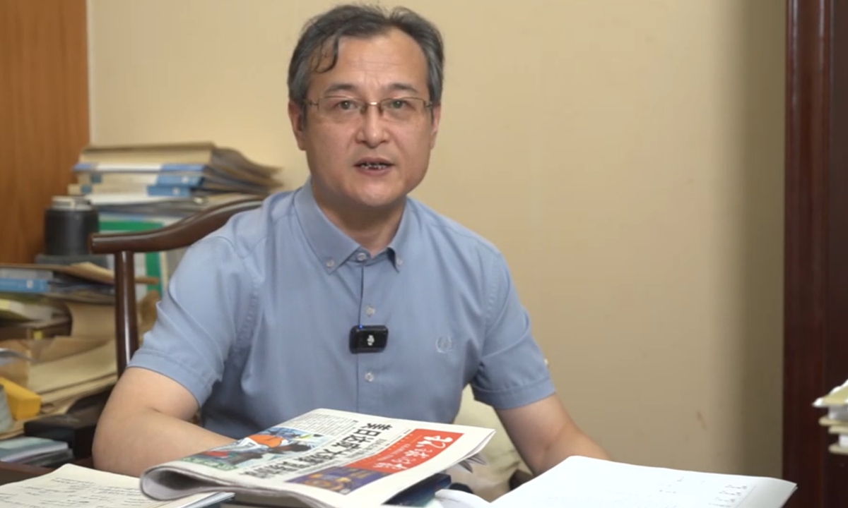 Sun Zhijun, director of the memorial hall of Maoshan New Fourth Army