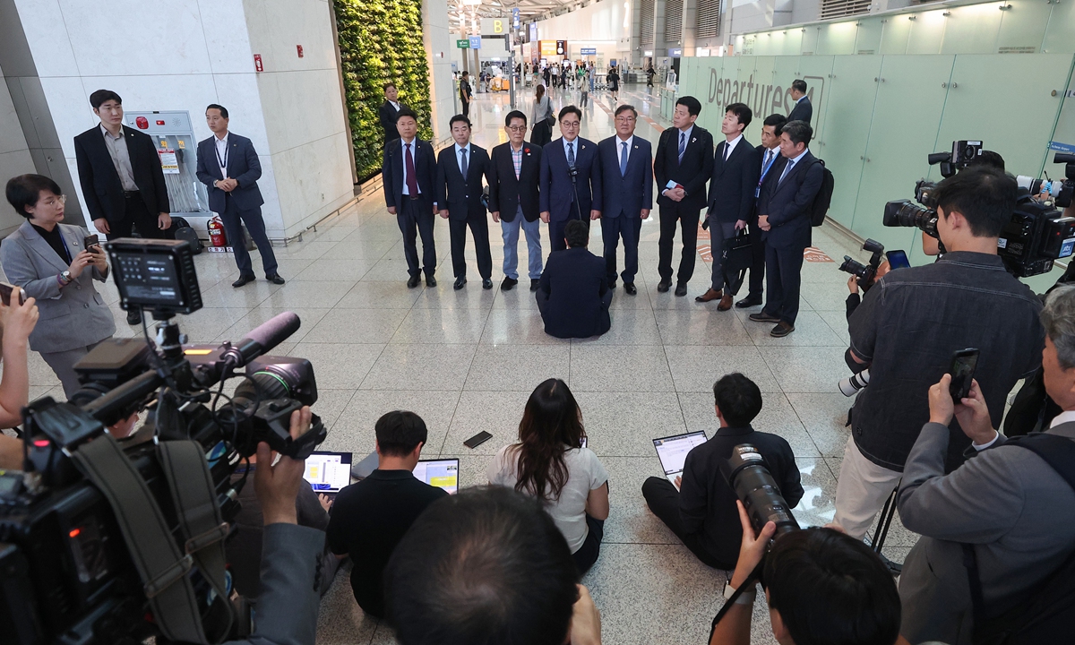 South Korean National Assembly Speaker Woo Won-shik speaks to the press before departing to China for commemorations of the 80th anniversary of the victory in the Chinese People's War of Resistance against Japanese Aggression and the World Anti-Fascist War. Photo: VCG
