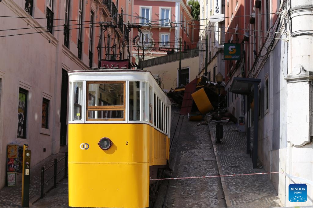 This photo taken on Sept. 4, 2025 shows the site of the funicular accident in Lisbon, Portugal. A historic funicular downtown, one of the Portuguese capital's most famous tourist attractions, derailed and crashed on Wednesday, leaving 17 people dead and 21 injured. Two of the injured died after being taken to the hospital, bringing the death toll to 17, the civil protection authority was cited by Lusa News Agency as saying. (Photo: Xinhua)