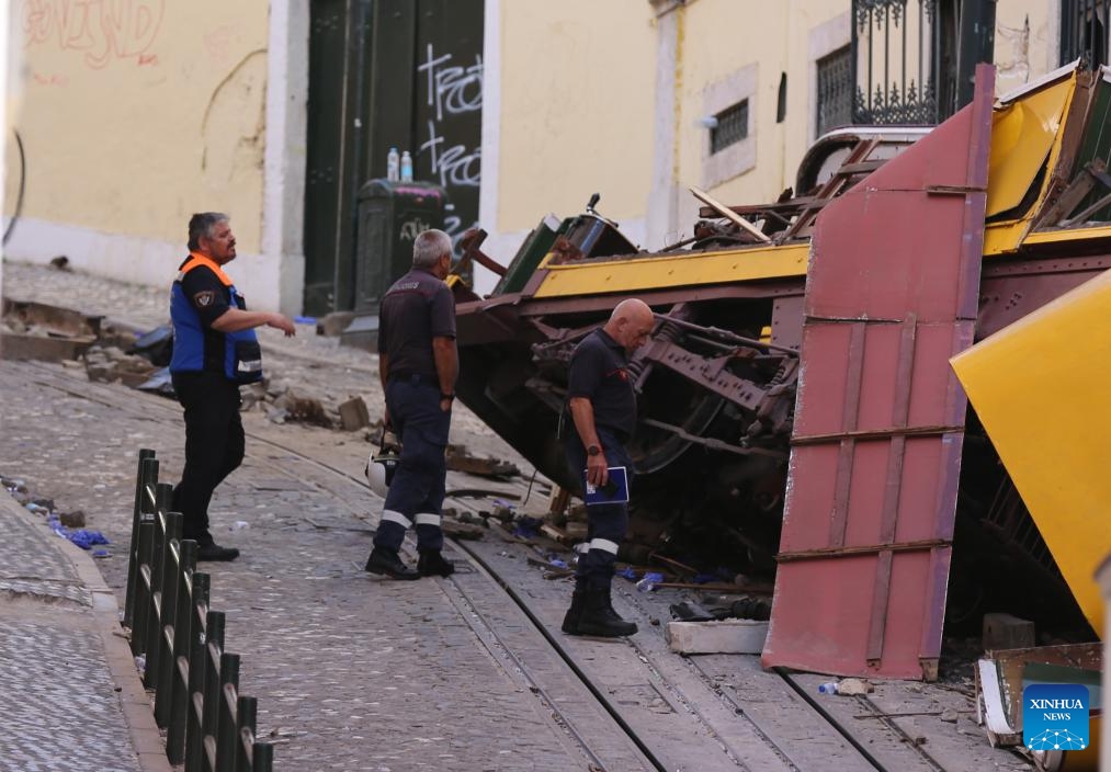 This photo taken on Sept. 4, 2025 shows the site of the funicular accident in Lisbon, Portugal. A historic funicular downtown, one of the Portuguese capital's most famous tourist attractions, derailed and crashed on Wednesday, leaving 17 people dead and 21 injured. Two of the injured died after being taken to the hospital, bringing the death toll to 17, the civil protection authority was cited by Lusa News Agency as saying. (Photo: Xinhua)