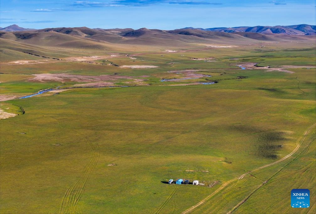 A drone photo taken on Sept. 19, 2025 shows a view of the grassland in Jarud Banner of Tongliao City, north China's Inner Mongolia Autonomous Region. (Photo: Xinhua)