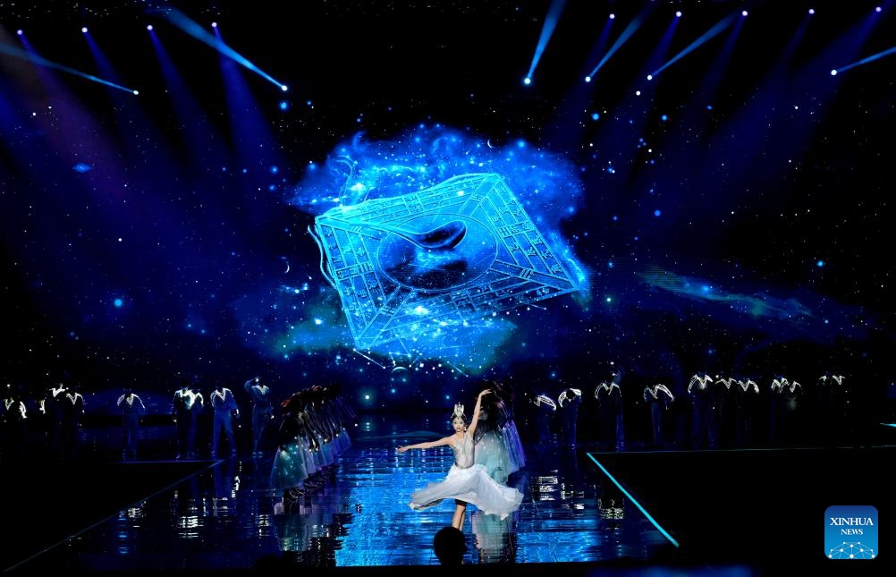 An artist performs at the opening ceremony of the 3rd Vocational Skills Competition in Zhengzhou, central China's Henan Province, Sept. 19, 2025. The 3rd Vocational Skills Competition of the People's Republic of China kicked off here on Friday. The competition features 106 events, with a total of 3,420 competitors across China attending. (Photo: Xinhua)