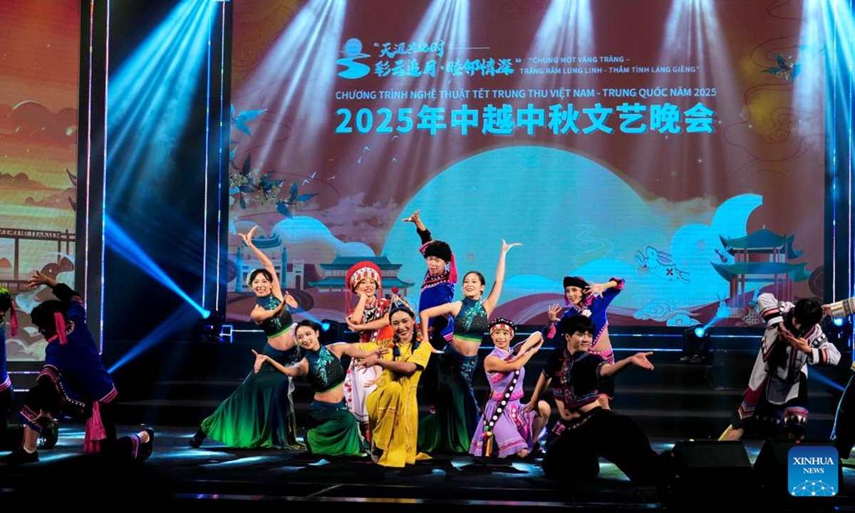 This photo taken on Sept. 25, 2025 shows a scene of a China-Vietnam Mid-Autumn Festival Gala in Hanoi, Vietnam. The gala was held on Thursday in the Vietnamese capital Hanoi, bringing together artists and performing troupes from the two nations on the same stage to celebrate the approaching festival. (Xinhua/Liu Ying)