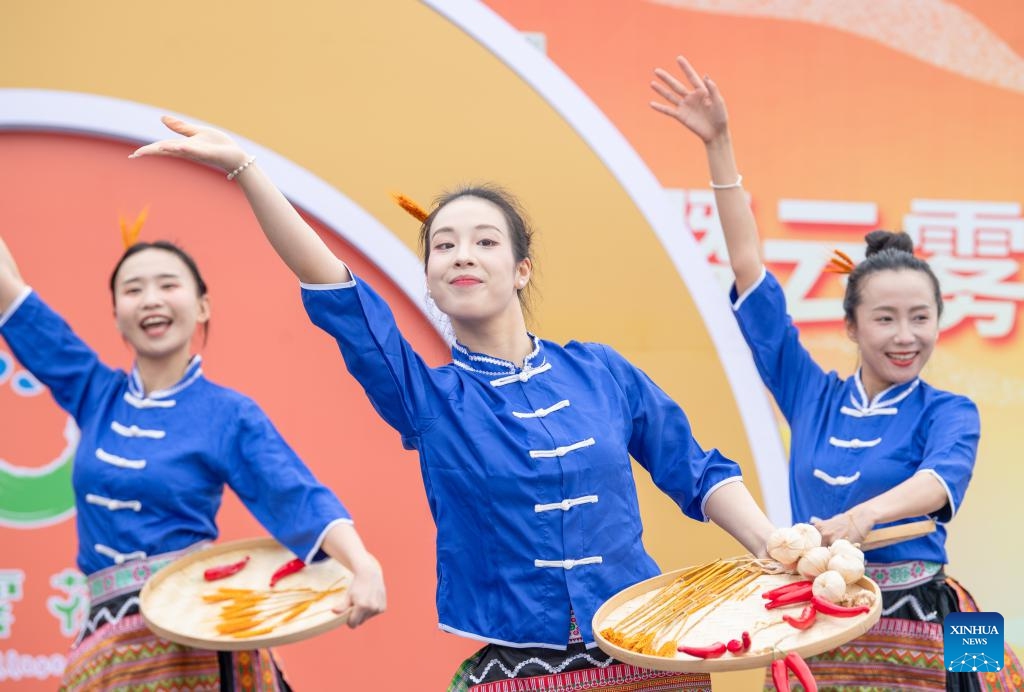 A performance is staged during a rural art fair in Jiangjun Village, Bishan District, southwest China's Chongqing Municipality, Sept. 29, 2025. Photo: Xinhua