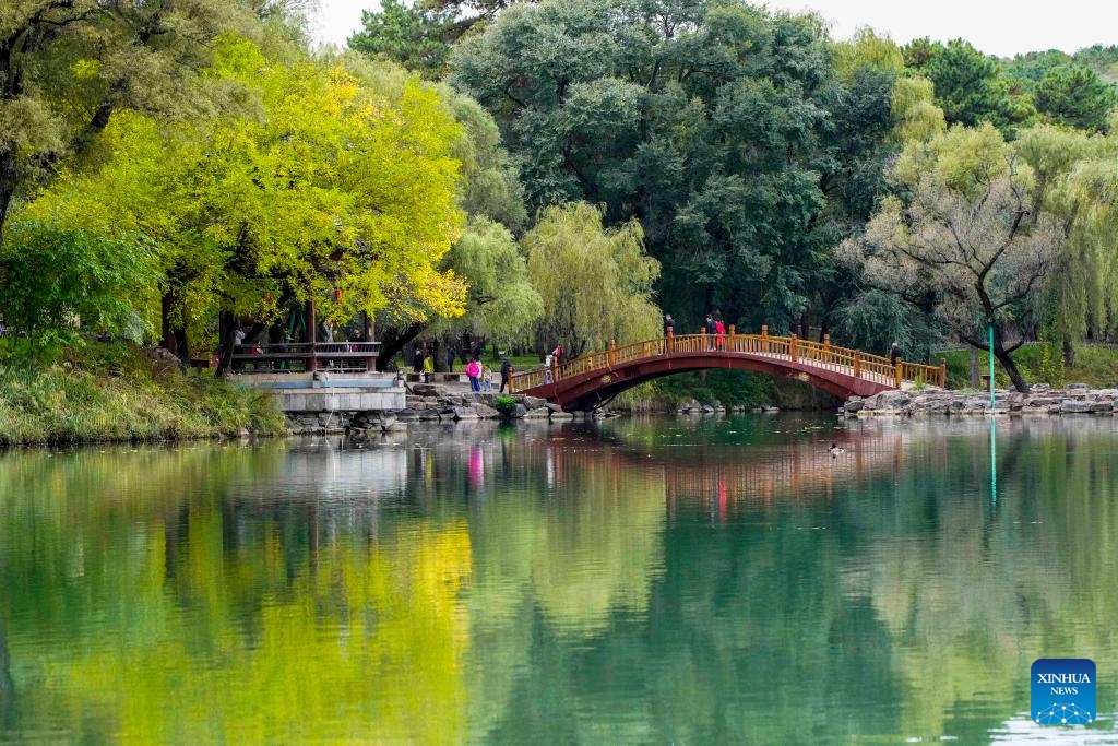 Tourists visit the Imperial Summer Resort in Chengde, north China's Hebei Province, Oct. 10, 2025. (Photo: Xinhua)