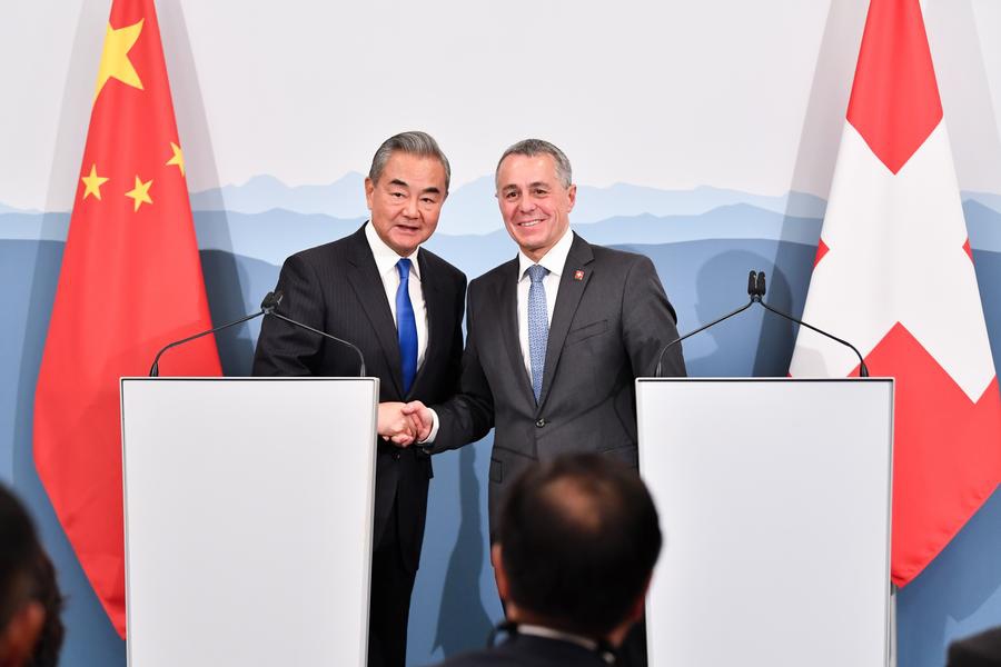 Chinese Foreign Minister Wang Yi, also a member of the Political Bureau of the Communist Party of China (CPC) Central Committee, and Swiss Federal Councillor and Foreign Minister Ignazio Cassis meet the press in Bellinzona, Switzerland, Oct. 10, 2025. (Photo: Xinhua)