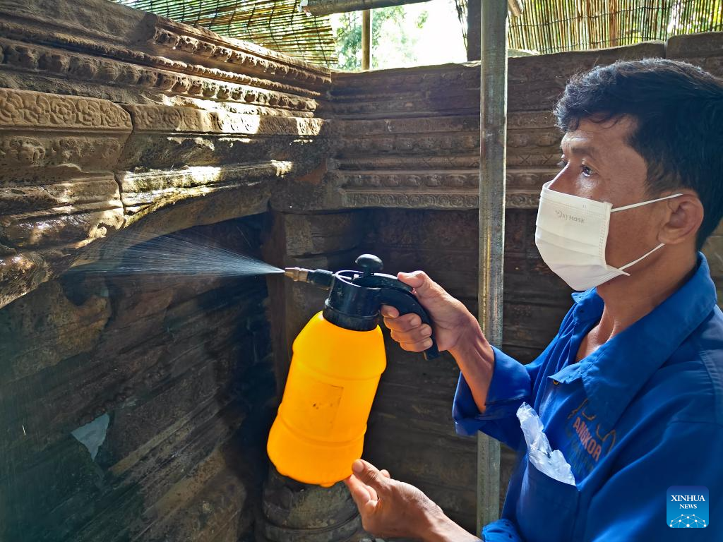 A staff member works at the restoration site of the front terrace of the Banteay Samre Temple in Siem Reap province, Cambodia on Oct. 17, 2025. Archaeologists have been restoring the ruined front terrace of the Banteay Samre Temple in Cambodia's Angkor Archaeological Park, the APSARA National Authority (ANA) said in a news release on Tuesday. (ANA/Handout via Xinhua)