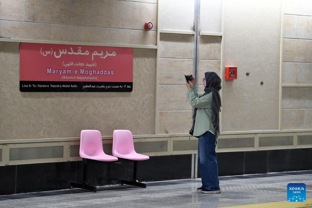 A journalist works at the newly-opened Maryam Moghaddas station of Tehran Metro Line 6 in Tehran, Iran, Oct. 18, 2025. (Xinhua/Shadati)