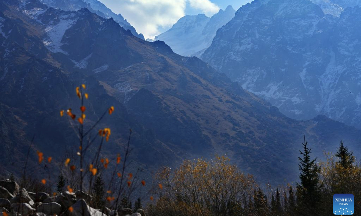 This photo taken on Oct. 19, 2025 shows the scenery in the Ala-Archa National Park, some 30 kilometers away from Bishkek, Kyrgyzstan. (Xinhua/Jiang Youlin)