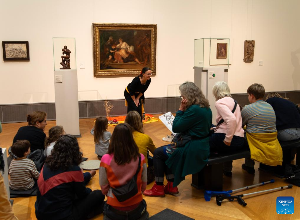 Visitors listen to a storyteller at the Bode Museum in Berlin, Germany, Oct. 18, 2025.

A wide range of activities for families were held to celebrate the 121st anniversary of the opening of the Bode Museum on Saturday. (Xinhua/Zhang Haofu)