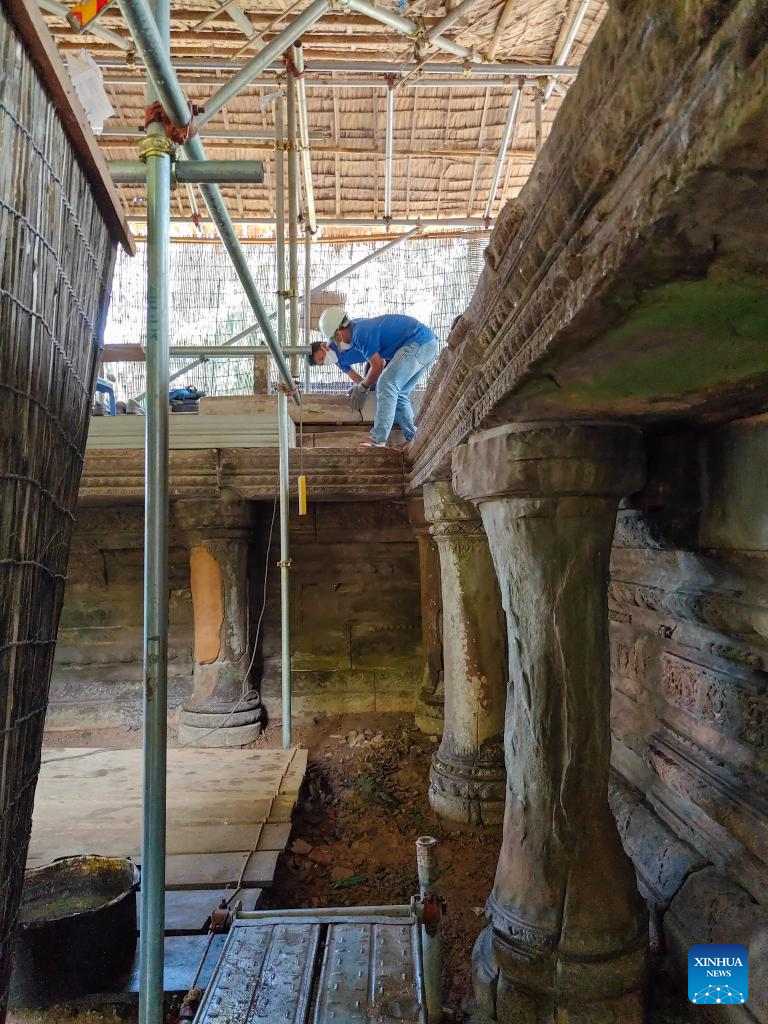 Staff members work at the restoration site of the front terrace of the Banteay Samre Temple in Siem Reap province, Cambodia on Oct. 17, 2025. Archaeologists have been restoring the ruined front terrace of the Banteay Samre Temple in Cambodia's Angkor Archaeological Park, the APSARA National Authority (ANA) said in a news release on Tuesday. (ANA/Handout via Xinhua)