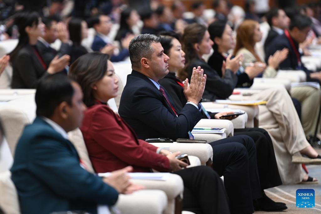 Participants attend the opening ceremony of the Global Mayors Dialogue Dunhuang, in Dunhuang, northwest China's Gansu Province, Oct. 13, 2025. A forum bringing together mayors or their representatives, diplomats and scholars from 10 countries opened on Monday in Dunhuang, a city along the ancient Silk Road in northwest China's Gansu Province.

The forum aims to discuss opportunities and challenges in cultural urban governance.

Themed A Symphony of Civilizations, Resonance in Harmony, the Global Mayors Dialogue Dunhuang focuses on practical governance issues, including leveraging cultural resources, environmental protection, green development and smart city construction. (Xinhua/Fan Peishen)