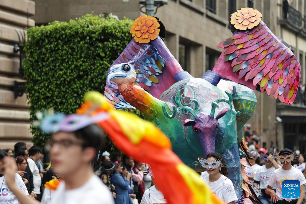 An alebrije is seen during the Monumental Alebrijes Parade 2025 in Mexico City, Mexico, Oct. 18, 2025.
Alebrijes are brightly colored folk art sculptures of fantastical creatures. (Photo by Francisco Canedo/Xinhua)