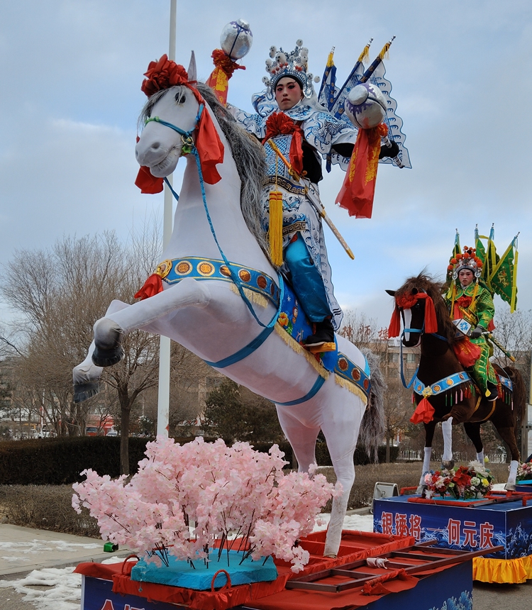 A man performs Gaotai Shehuo during a parade.  Photo: Courtesy of Zhang Guoqin