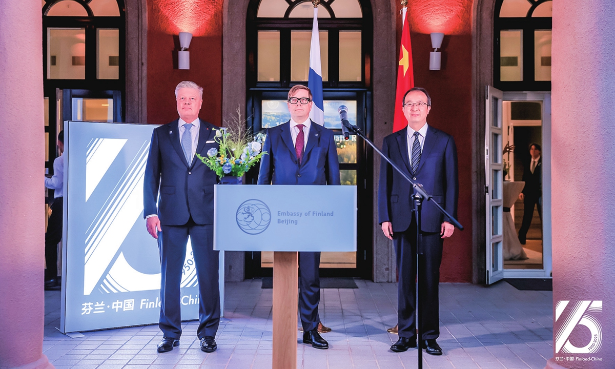 Ambassador of Finland to China Mikko Kinnunen (left), Ambassador Jukka Salovaara, Permanent State Secretary of the Ministry for Foreign Affairs of Finland (center) and China's Assistant Foreign Minister Hong Lei at the reception in Beijing, on October 15, 2025 Photo: Courtesy of the Embassy of the Republic of Finland in China