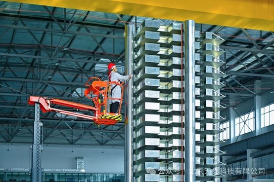 A worker checks equipment for the satellite separation test of Space Pioneer's TL-3 carrier rocket in Zhangjiagang, East China's Jiangsu Province on October 27, 2025. Photo: Courtesy of Space Pioneer