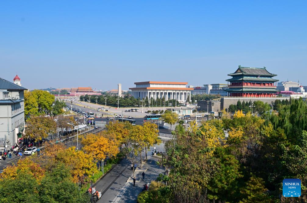 This photo taken on Nov. 3, 2025 shows the autumn scenery in Beijing, capital of China. (Xinhua/Chen Yehua)