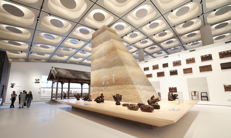 People visit an exhibition at Shenzhen Bay Culture Square in Shenzhen, south China's Guangdong Province, Nov. 1, 2025. The Shenzhen Bay Culture Square began trial operation on Saturday. The landmark square, with a construction area of 188,000 square meters, has nine exhibition halls. (Photo: Xinhua)