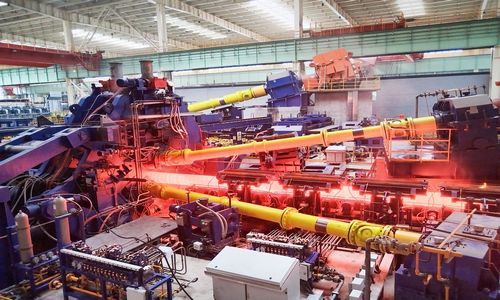 World's largest φ530 mm cross-rolling steel pipe mill goes into production in China
