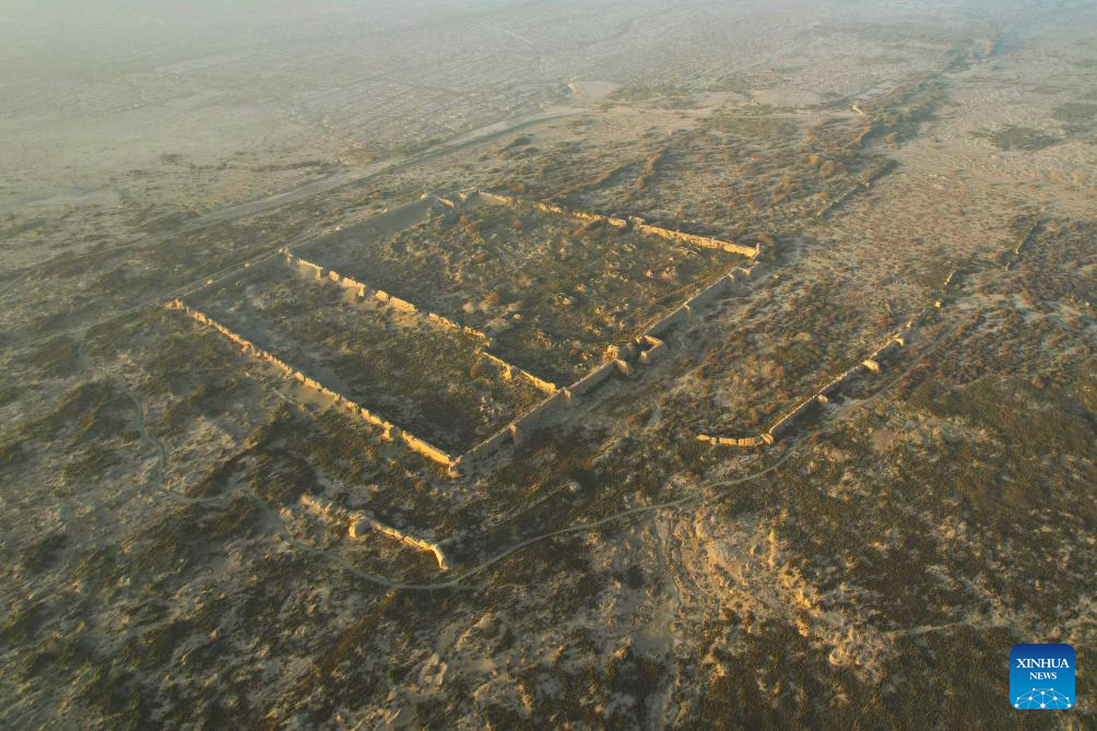 An aerial drone photo taken on Nov. 18, 2025 shows the Suoyang City site in Guazhou County, Jiuquan City, northwest China's Gansu Province. Located in the Gobi Desert to the southeast of today's Suoyang Town, the ruins of Suoyang City, which used to play a pivot role in boarder defense and transportation in the olden times, consist of the Suoyang City site, the Ta'er temple, remains of an irrigation canal system, and a group of tombs.

The site of Suoyang City is also one of the constituent locations of the Routes Network of Chang'an-Tianshan Corridor of the Silk Road inscribed on the UNESCO World Heritage List in 2014. (Xinhua/Zhang Zhimin)