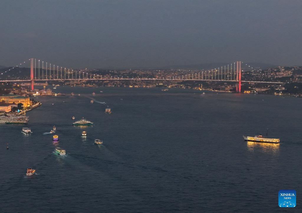 An aerial drone photo taken on Nov. 20, 2025 shows a view of the Bosphorus Strait in Istanbul, Türkiye. (Xinhua/Liu Lei)