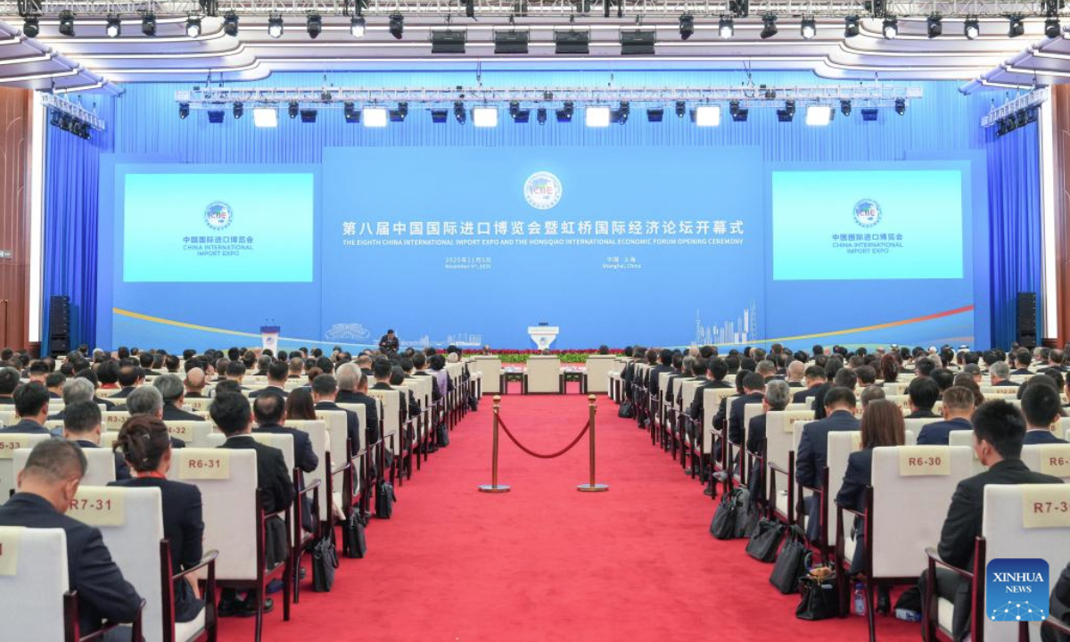 This photo taken on Nov. 5, 2025 shows a scene at the opening ceremony of the eighth China International Import Expo (CIIE) and the Hongqiao International Economic Forum in Shanghai, east China.

The eighth CIIE and Hongqiao International Economic Forum opened here on Wednesday. (Xinhua/Ren Pengfei)