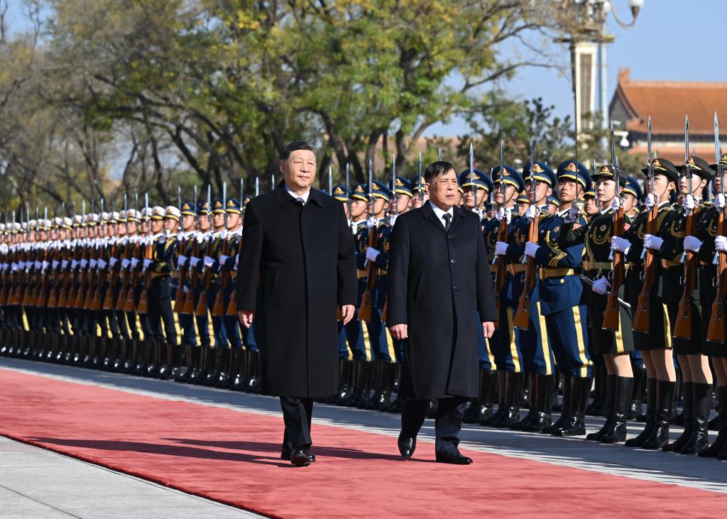 Chinese President Xi Jinping holds a welcome ceremony for King Maha Vajiralongkorn Phra Vajiraklaochaoyuhua of the Kingdom of Thailand at the square outside the east gate of the Great Hall of the People prior to their meeting in Beijing, capital of China, Nov. 14, 2025. Xi met with King Maha Vajiralongkorn Phra Vajiraklaochaoyuhua, who is on a state visit to China, at the Great Hall of the People in Beijing on Friday. (Xinhua/Li Xiang)