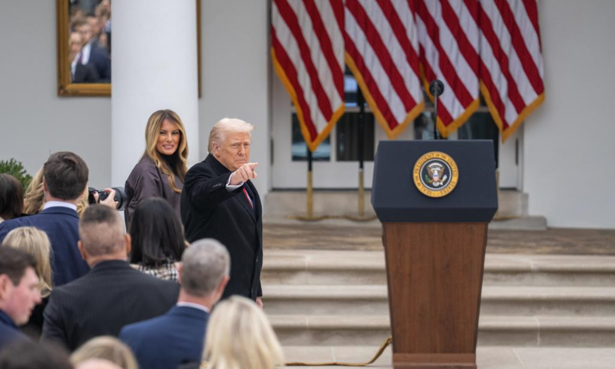 U.S. President Donald Trump (R) and First Lady Melania Trump attend the National Thanksgiving Turkey Pardoning Ceremony at the White House in Washington, D.C., the United States, Nov. 25, 2025. (Xinhua/Hu Yousong)
