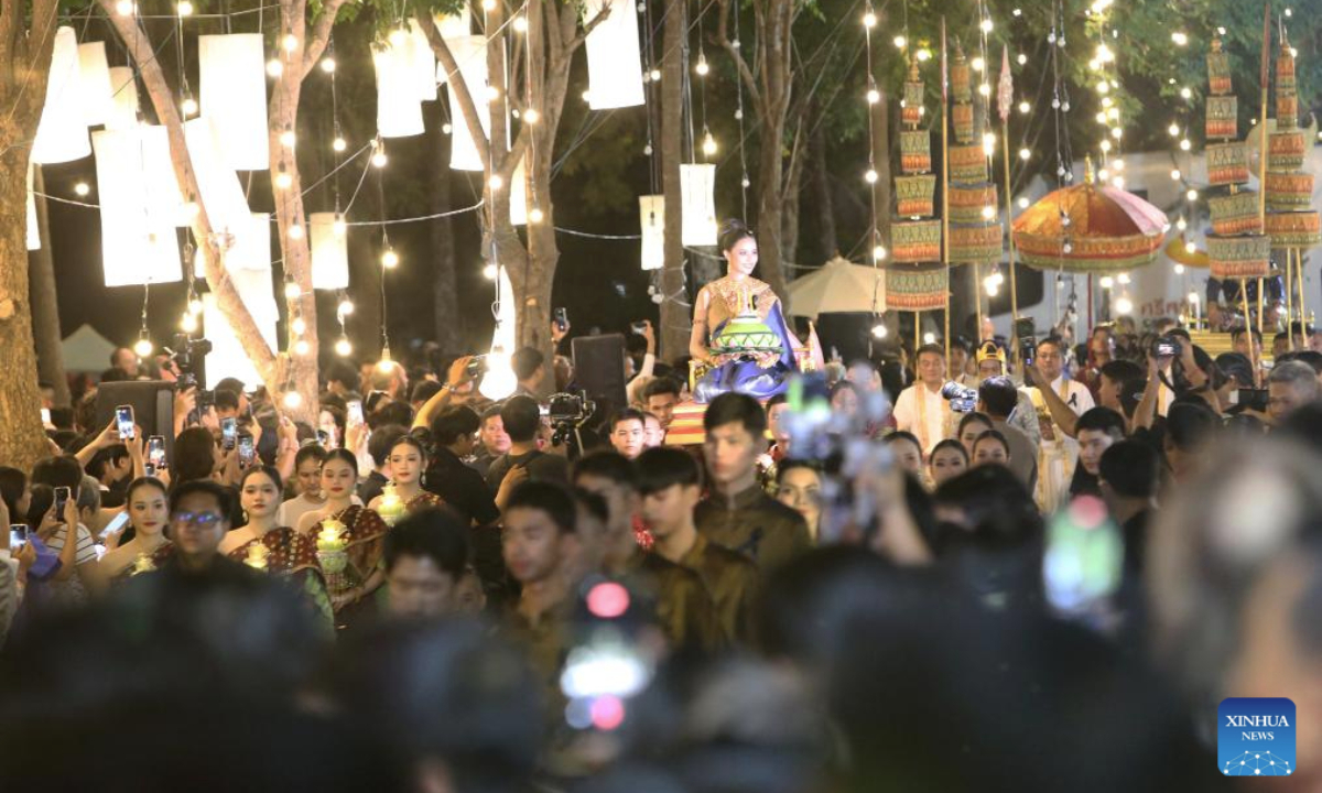 People attend the Loy Krathong Festival in Ayutthaya, Thailand, Nov. 5, 2025. Thailand celebrated the traditional Loy Krathong Festival on Wednesday. (Xinhua/Rachen Sageamsak)